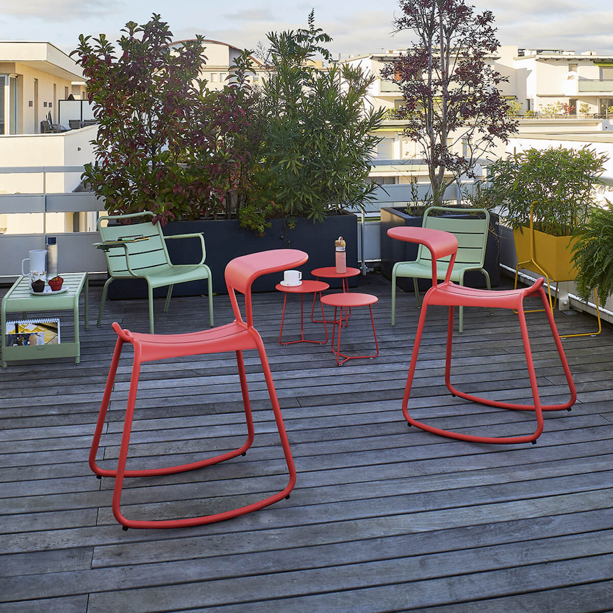Bureau d'appoint à bascule ADADESK Fermob vert cèdre