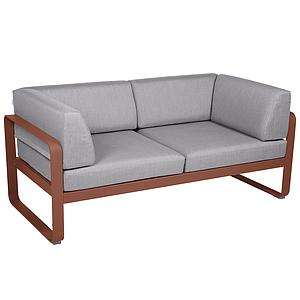 Canapé Club 2 places BELLEVIE Fermob rouge ocre-gris flanelle