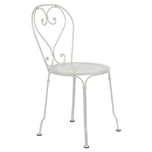 Chaise 1900 Fermob gris argile