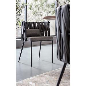 Chaise accoudoirs avec coussin CHEERIO Kare Design