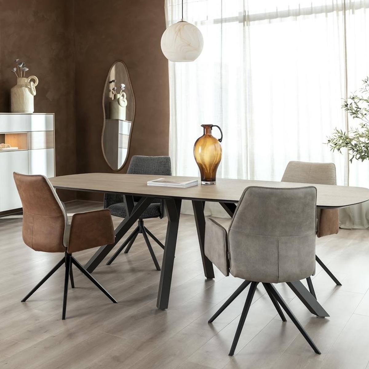 Chaise avec accoudoir FRANKY Xooon Taurus/off black/ pivotante + poignée