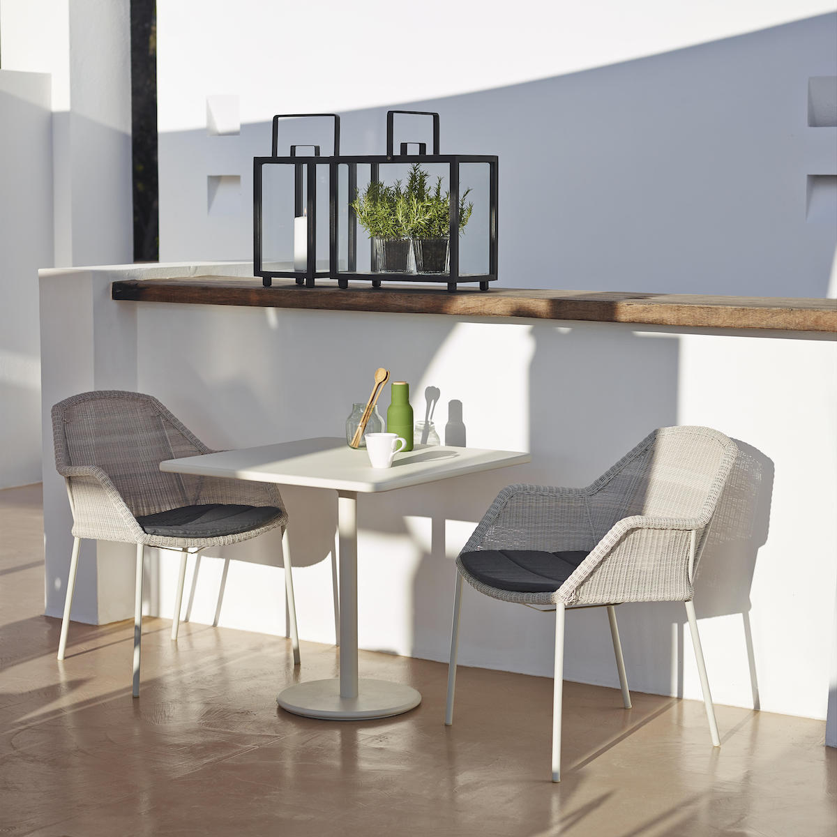 Chaise BREEZE Cane-line WEAVE white grey-FOCUS dark grey