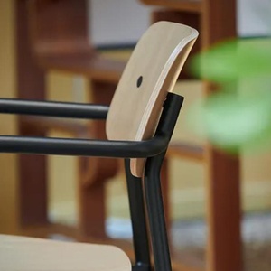 Chaise Bridge Chêne STUDIE Fermob Indoor carbone