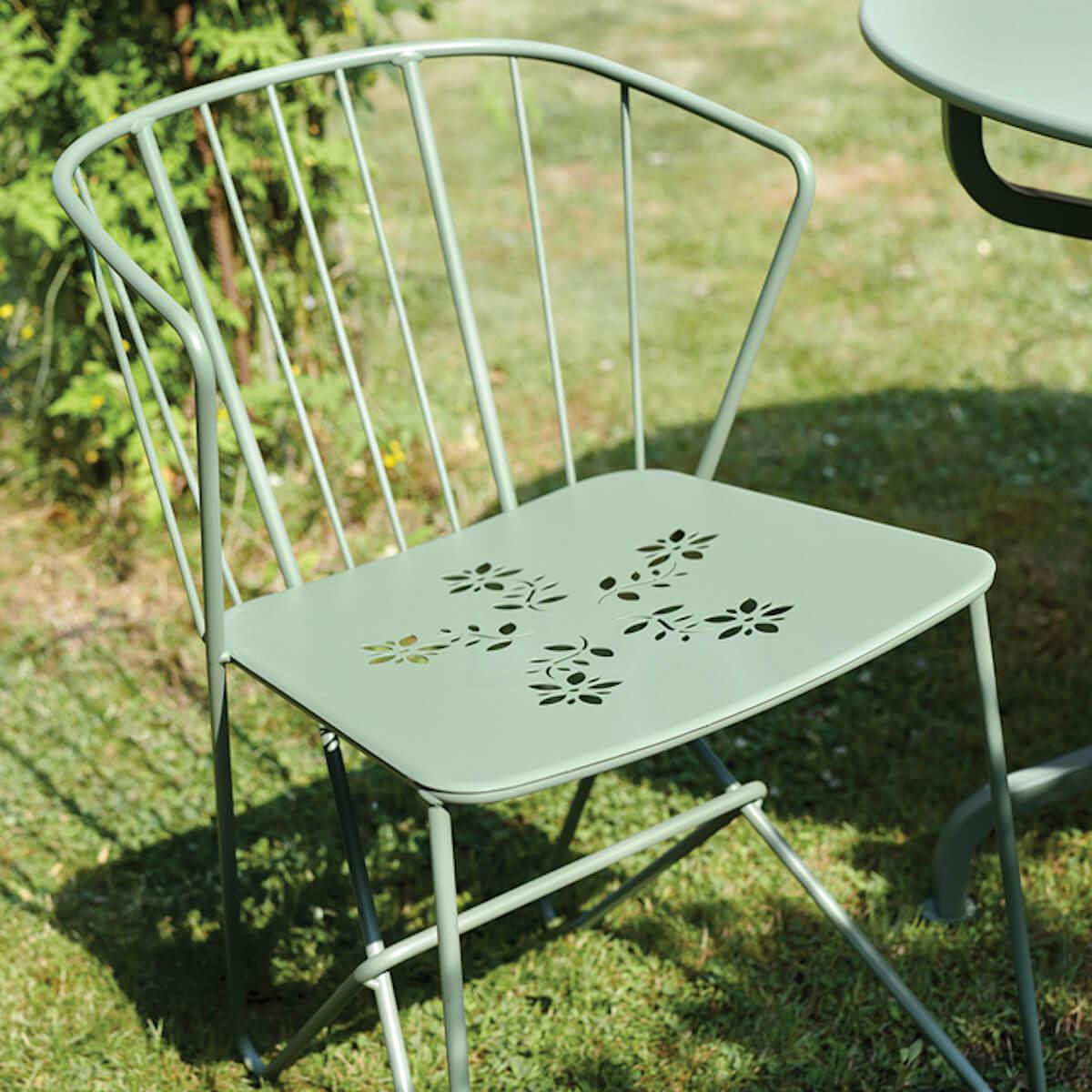 Chaise Bridge perforé FLOWER Fermob romarin