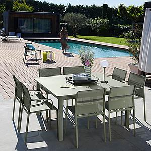 Chaise CADIZ Fermob brun muscade
