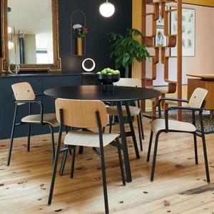 Chaise chêne STUDIE Fermob Indoor tilleul