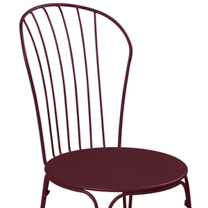 Chaise OPERA+ Fermob cerise noir