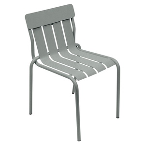 Chaise STRIPE Fermob gris lapilli