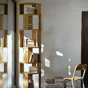 Étagère colonne STAIRS Ethnicraft chêne