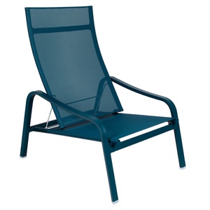 Fauteuil bas ALIZE Fermob stereo bleu acapulco 