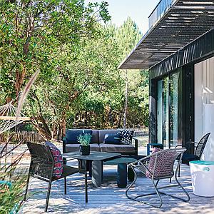 Fauteuil bas CADIZ Fermob rouge ocre stereo