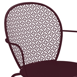 Fauteuil bas LORETTE Fermob cerise noir