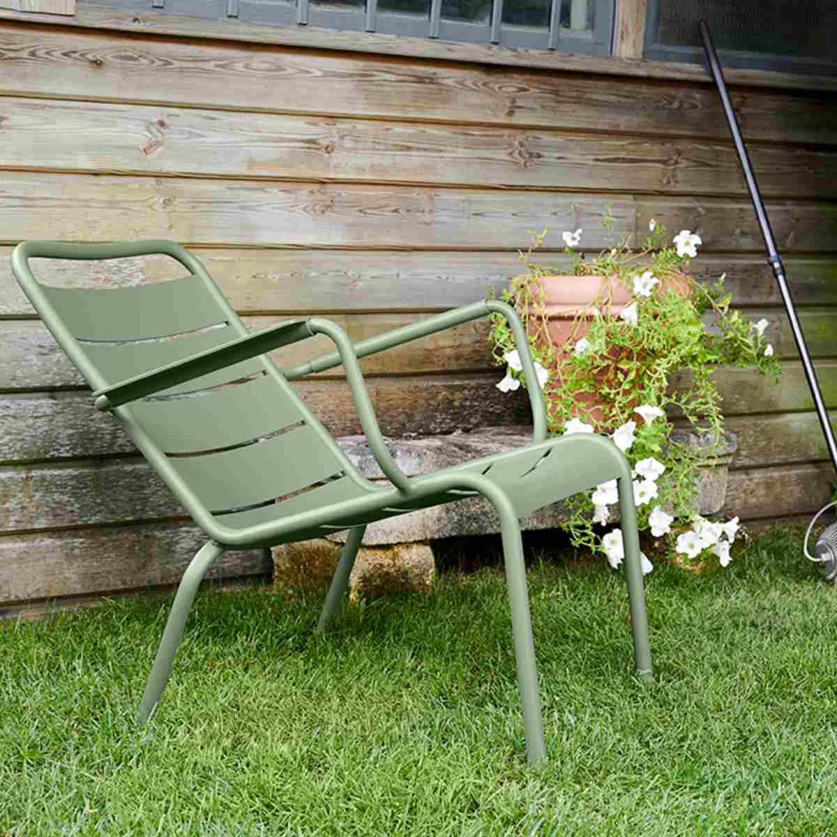 Fauteuil bas LUXEMBOURG Fermob menthe glaciale