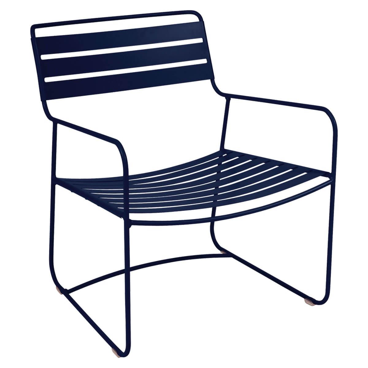 Fauteuil bas SURPRISING Fermob bleu abysse