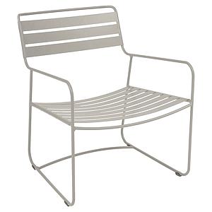 Fauteuil bas SURPRISING Fermob gris argile
