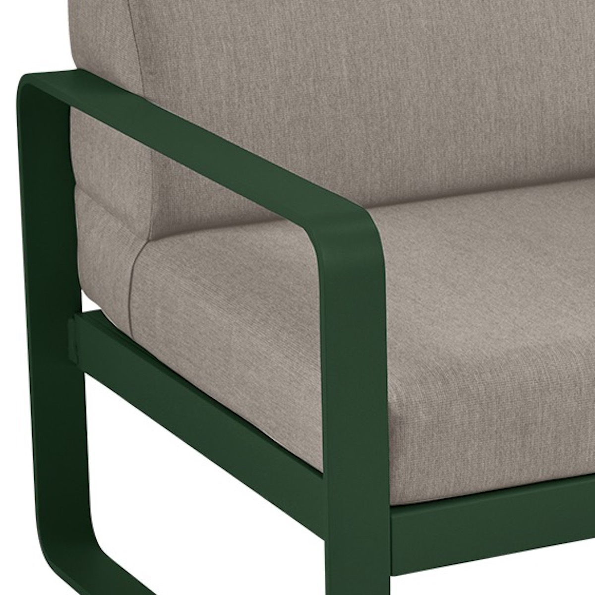 Fauteuil de jardin BELLEVIE Fermob cèdre-taupe grisé