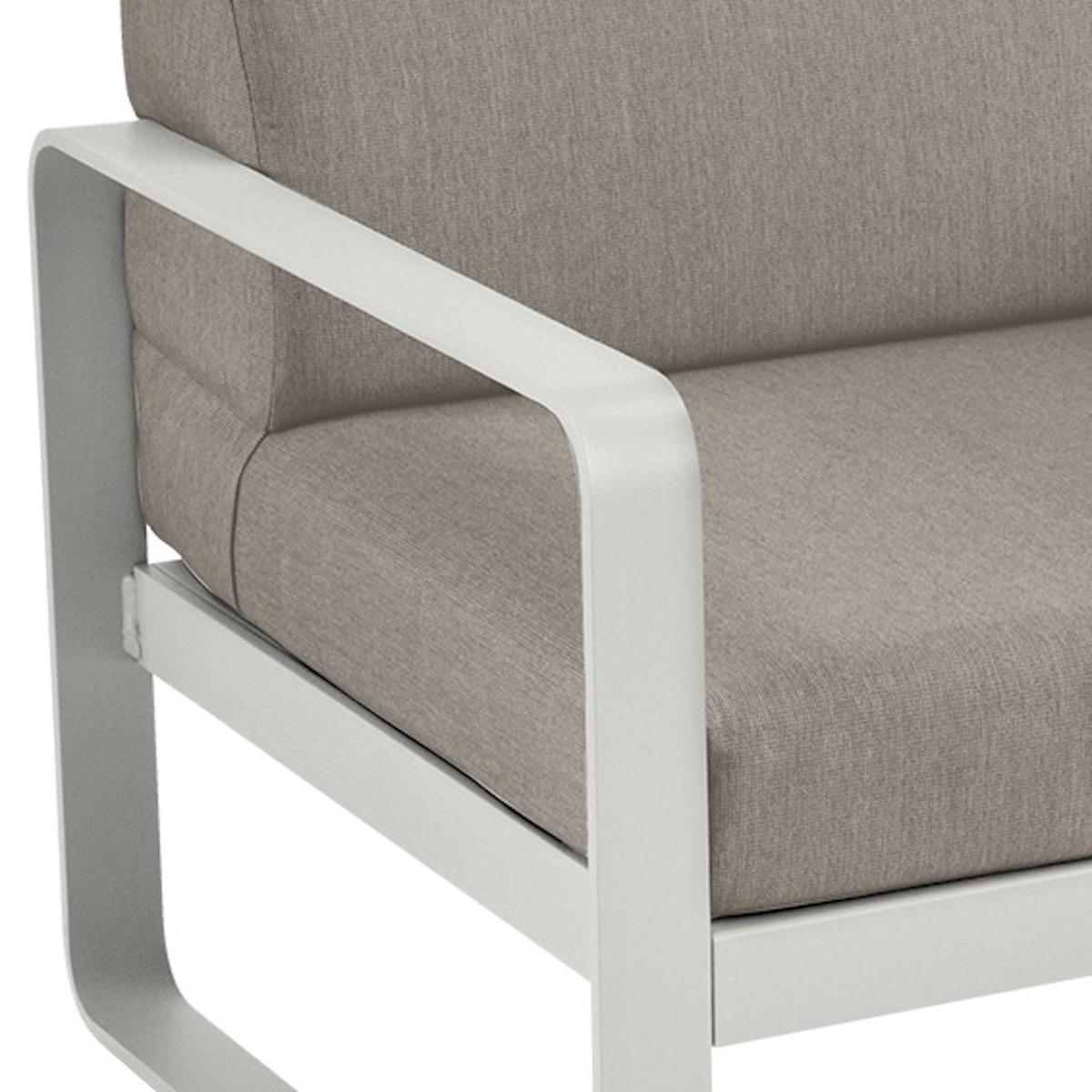 Fauteuil de jardin BELLEVIE Fermob gris argile-taupe grisé