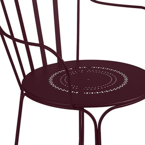 Fauteuil LOUVRE Fermob cerise noir