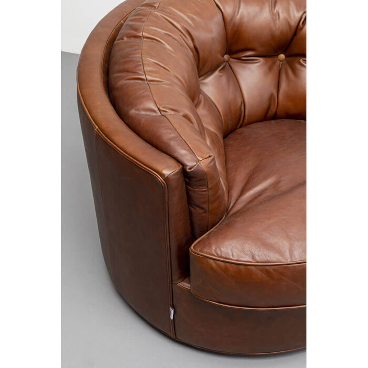 Fauteuil pivotant MUSIC HALL Kare Design cuir marron 