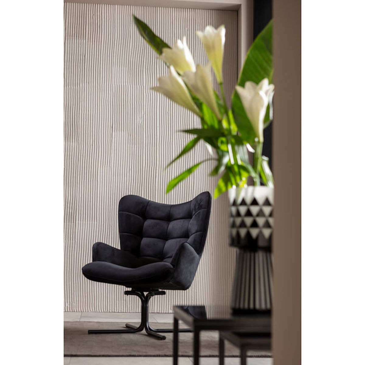 Fauteuil pivotant OSCAR Kare Design velours noir