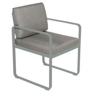 Fauteuil repas BELLEVIE Fermob gris lapilli-taupe grisé