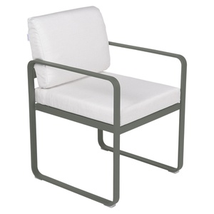 Fauteuil repas BELLEVIE Fermob romarin-blanc grisé
