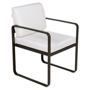Fauteuil repas BELLEVIE Fermob tonka-blanc grisé