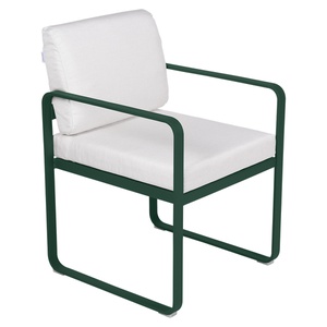 Fauteuil repas BELLEVIE Fermob vert cèdre-blanc grisé