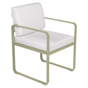 Fauteuil repas BELLEVIE Fermob vert tilleul-blanc grisé