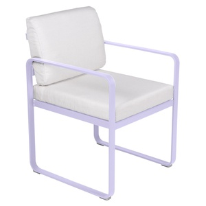 Fauteuil repas BELLEVIES Fermob guimauve-blanc grisé 