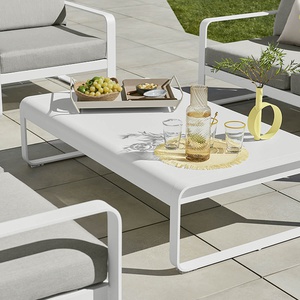 Grande table basse 138x80cm BELLEVIE Fermob vert tilleul