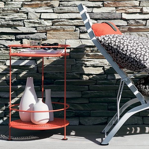 Guéridon  GUINGUETTE Fermob double plateau perforé carbone