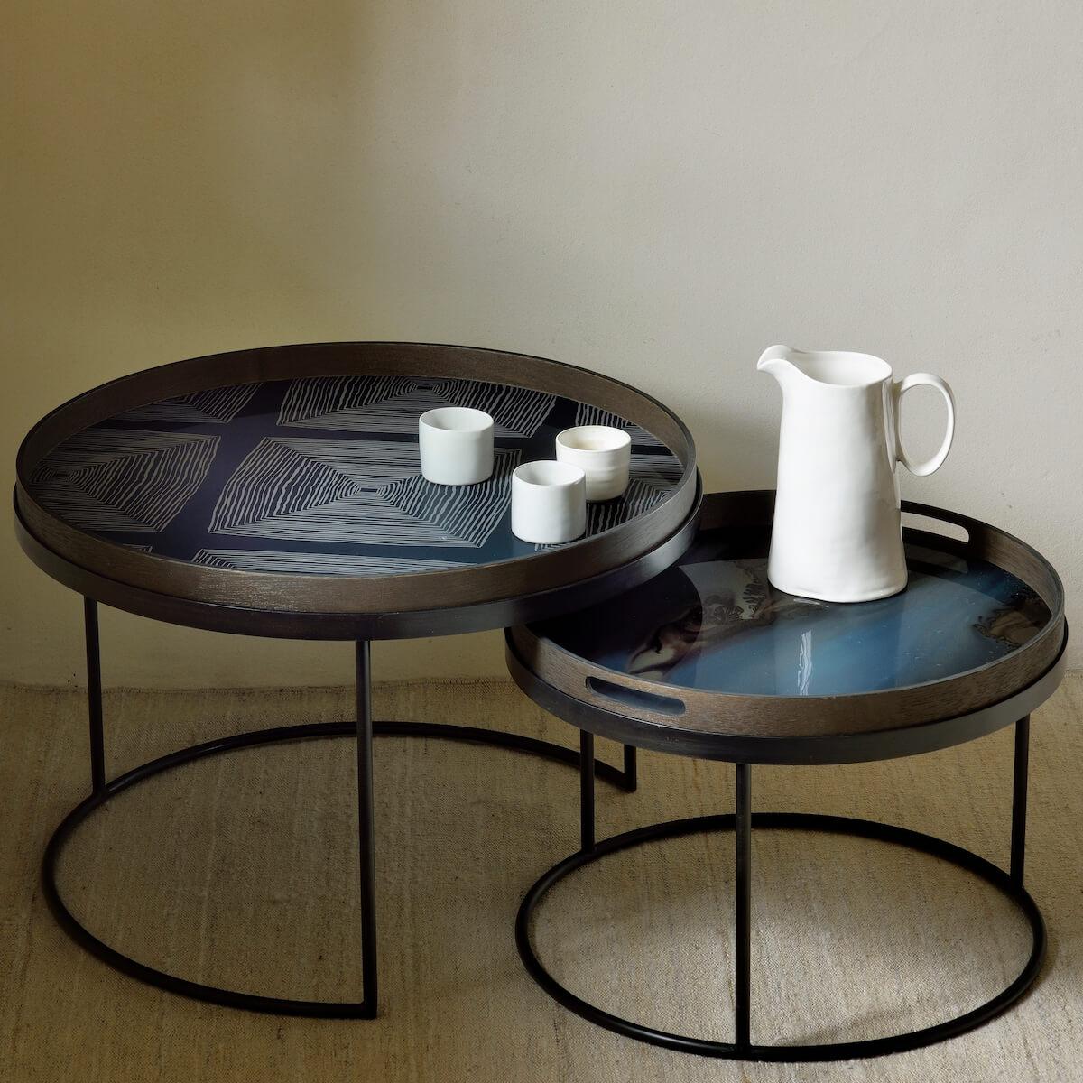 abitareliving.lu Plateau rond 48cm S LINEAR FLOW Ethnicraft Slate Organic glass