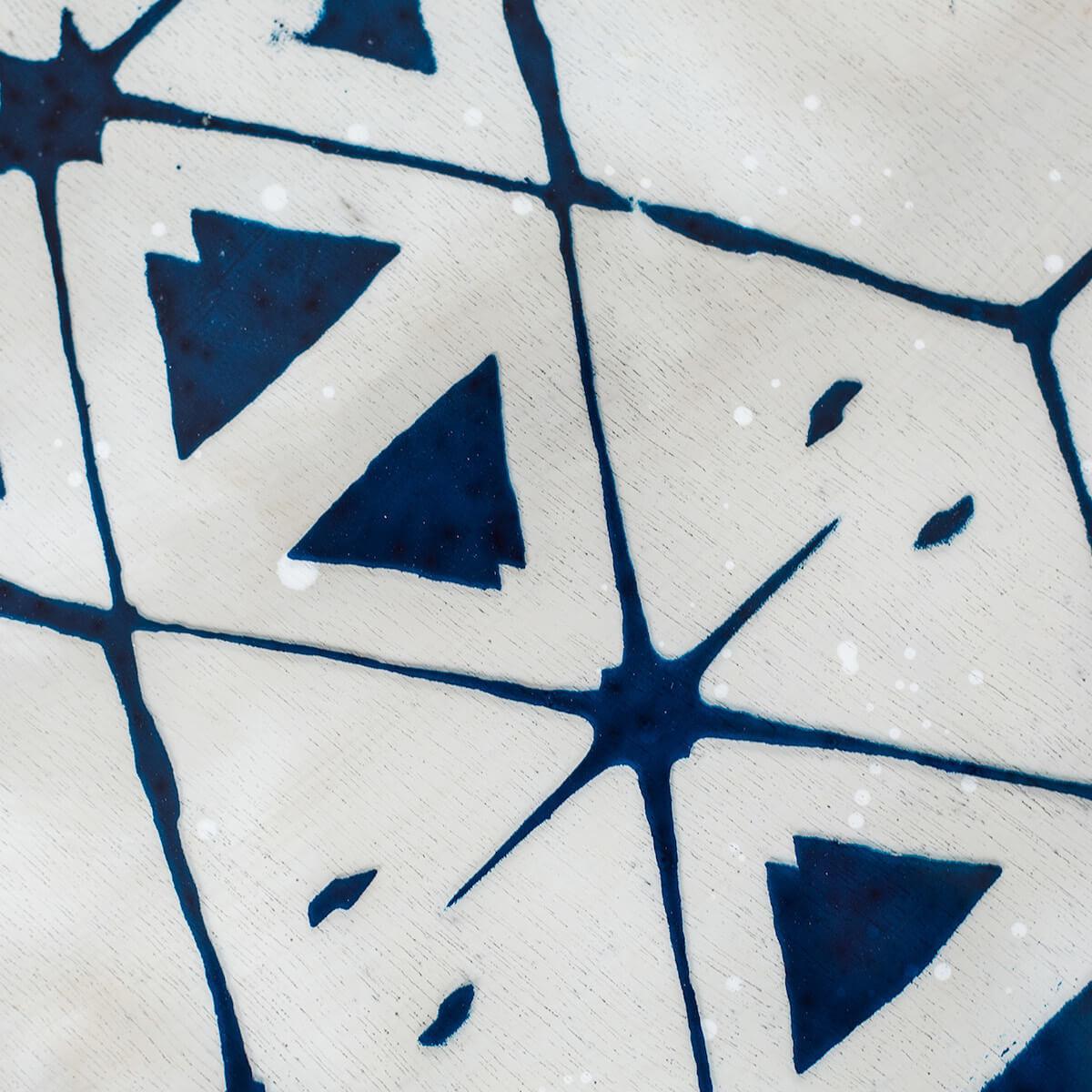 Plateau rond 48cm S OCEAN BLUE Ethnicraft Tribal Hexagon glass