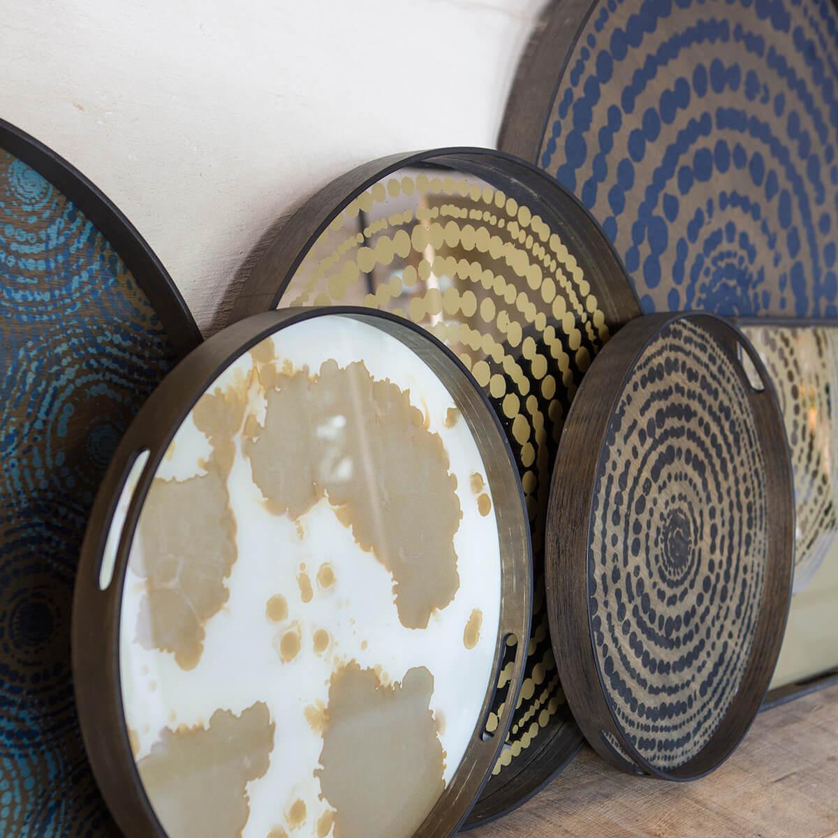 Plateau rond 48cm S TRIBAL QUEST Ethnicraft Black Beads wooden