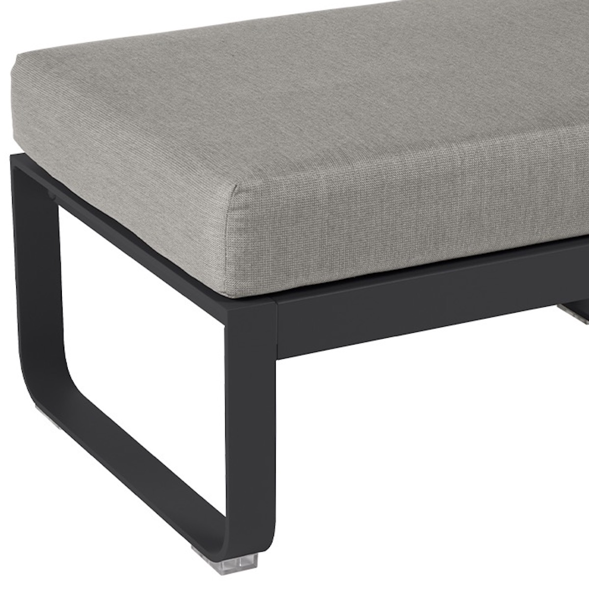 Pouf BELLEVIE Fermob carbone-taupe grisé