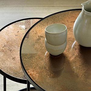 Set table d’appoint ronde NESTING Ethnicraft Bronze copper