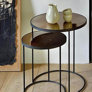 Set table d’appoint ronde NESTING Ethnicraft Bronze copper