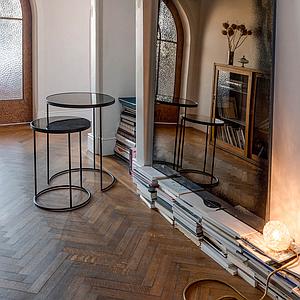 Set table d’appoint ronde NESTING Ethnicraft Charcoal
