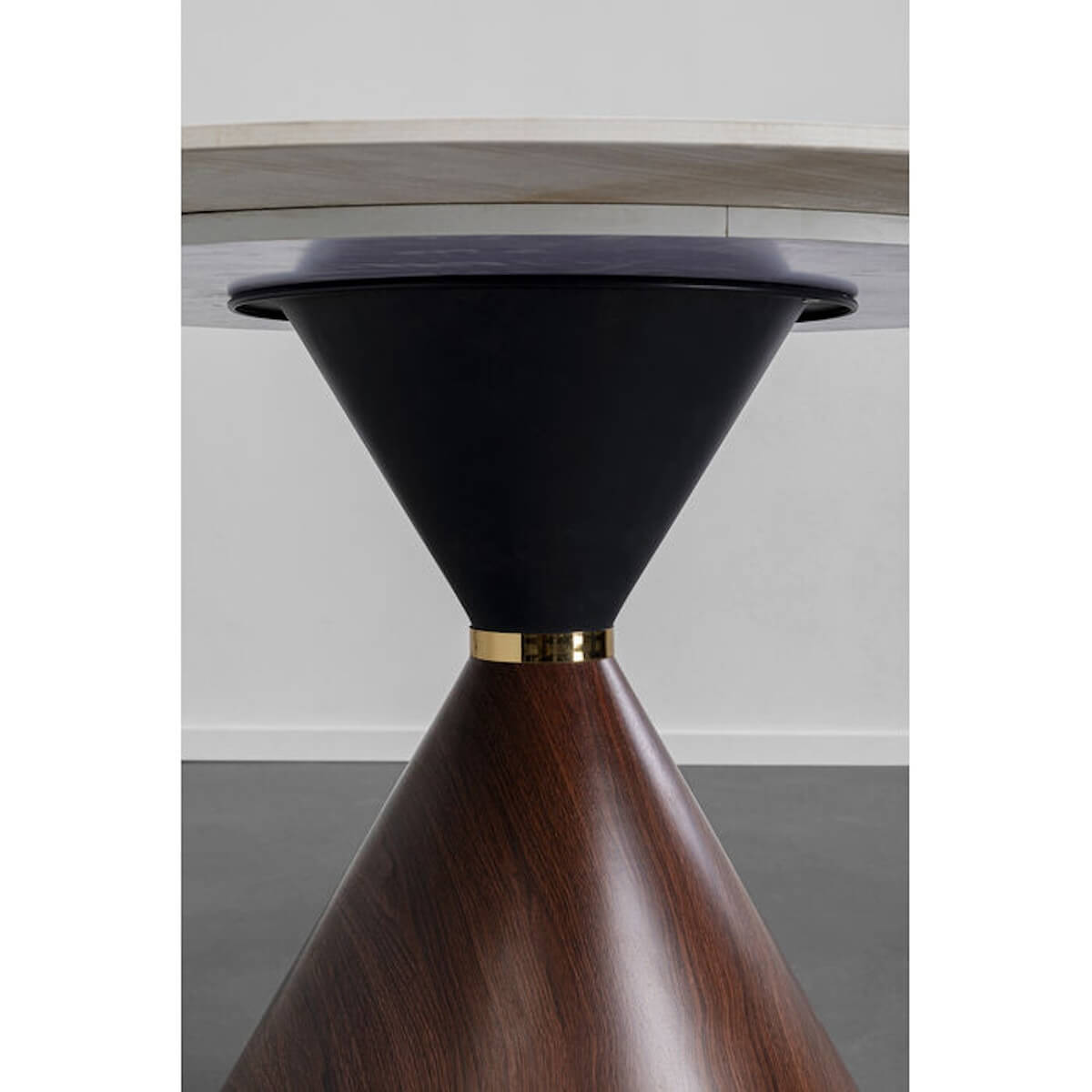 Table 120cm CONO céramique Kare Design