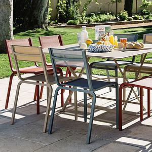 Table 128x128cm CARGO Fermob rouge ocre
