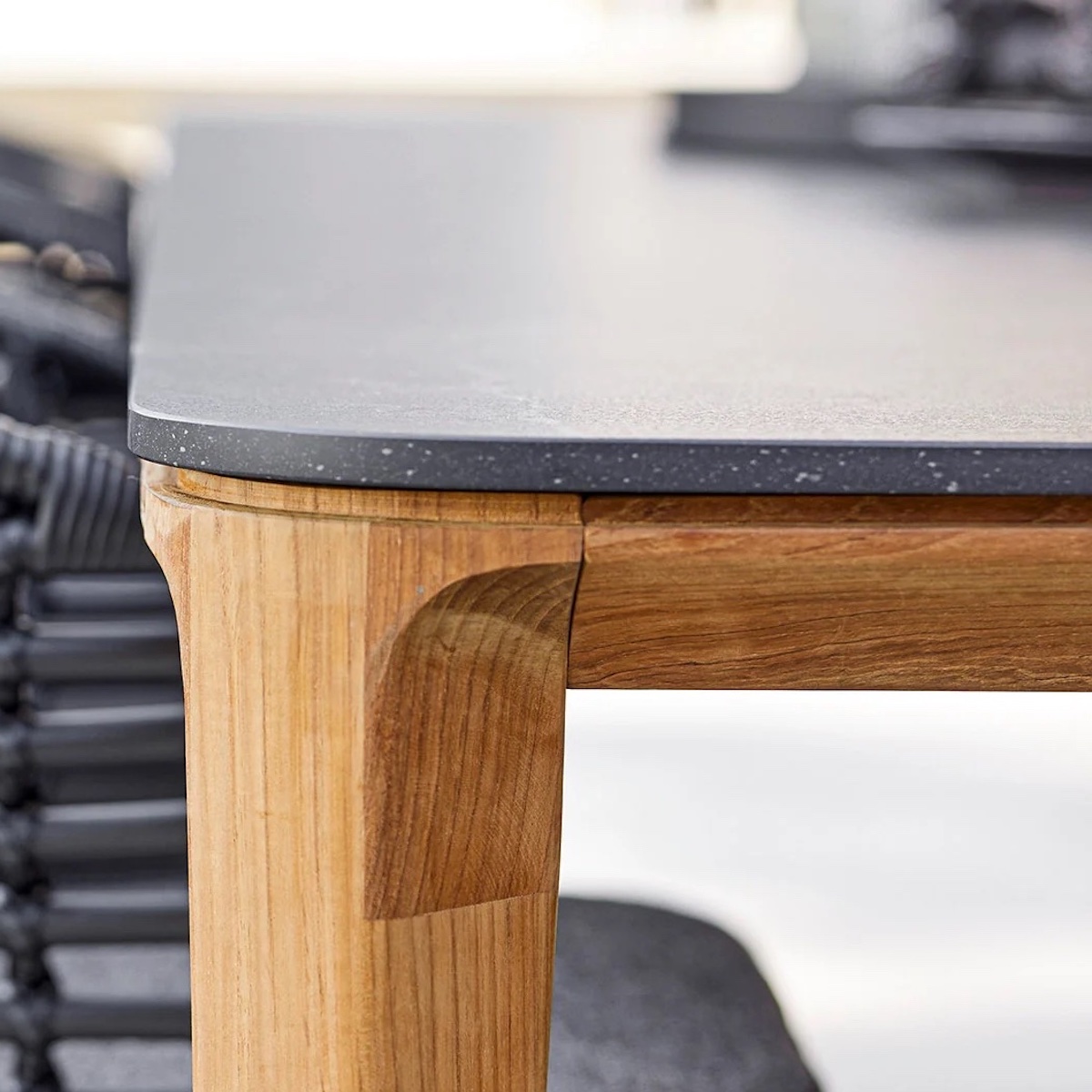 Table 210x100cm ASPECT Cane-line teck-noir