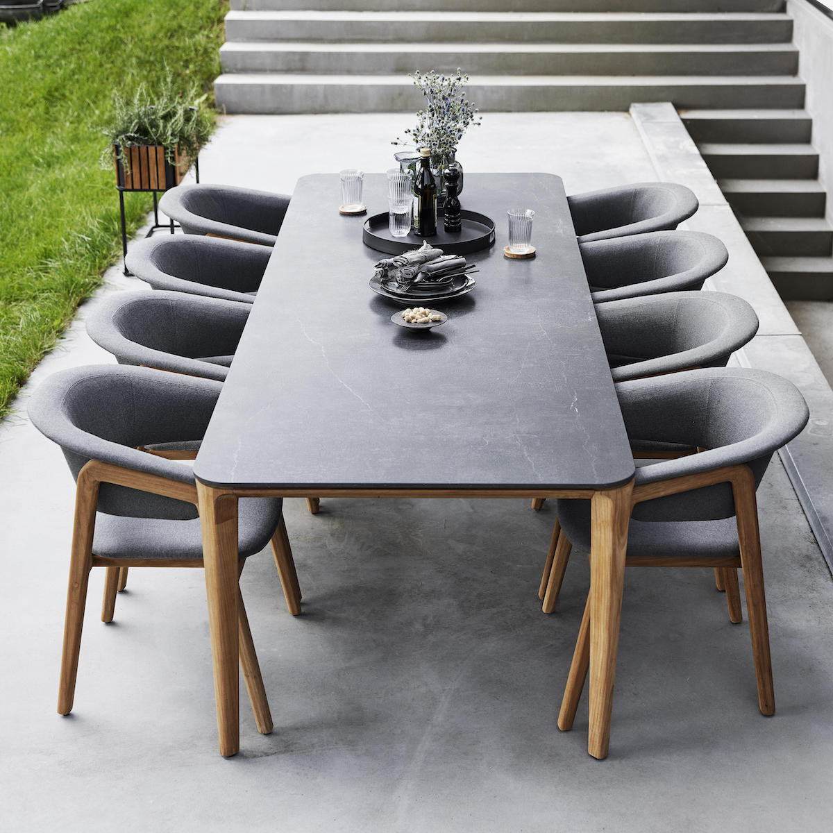 Table 210x100cm ASPECT Cane-line teck-noir