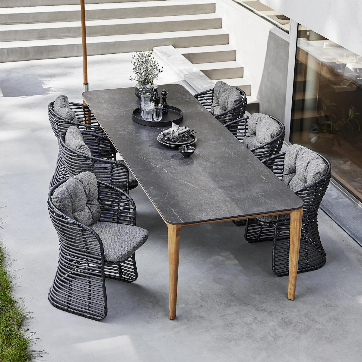 Table 210x100cm ASPECT Cane-line teck-noir