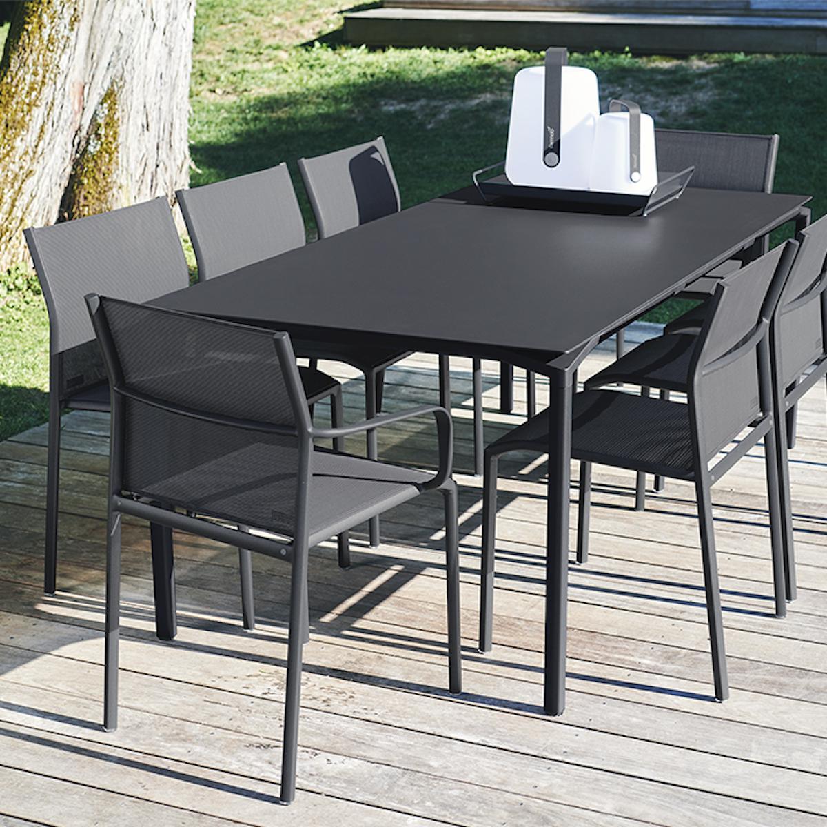 Table 95x195cm CALVI Fermob noir réglisse