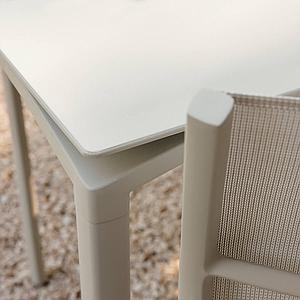 Table 95x195cm CALVI Fermob rouge coquelicot