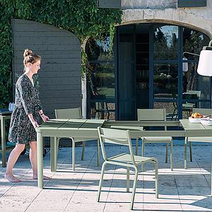 Table à rallonge 155/255x100cm OLERON Fermob gris argile