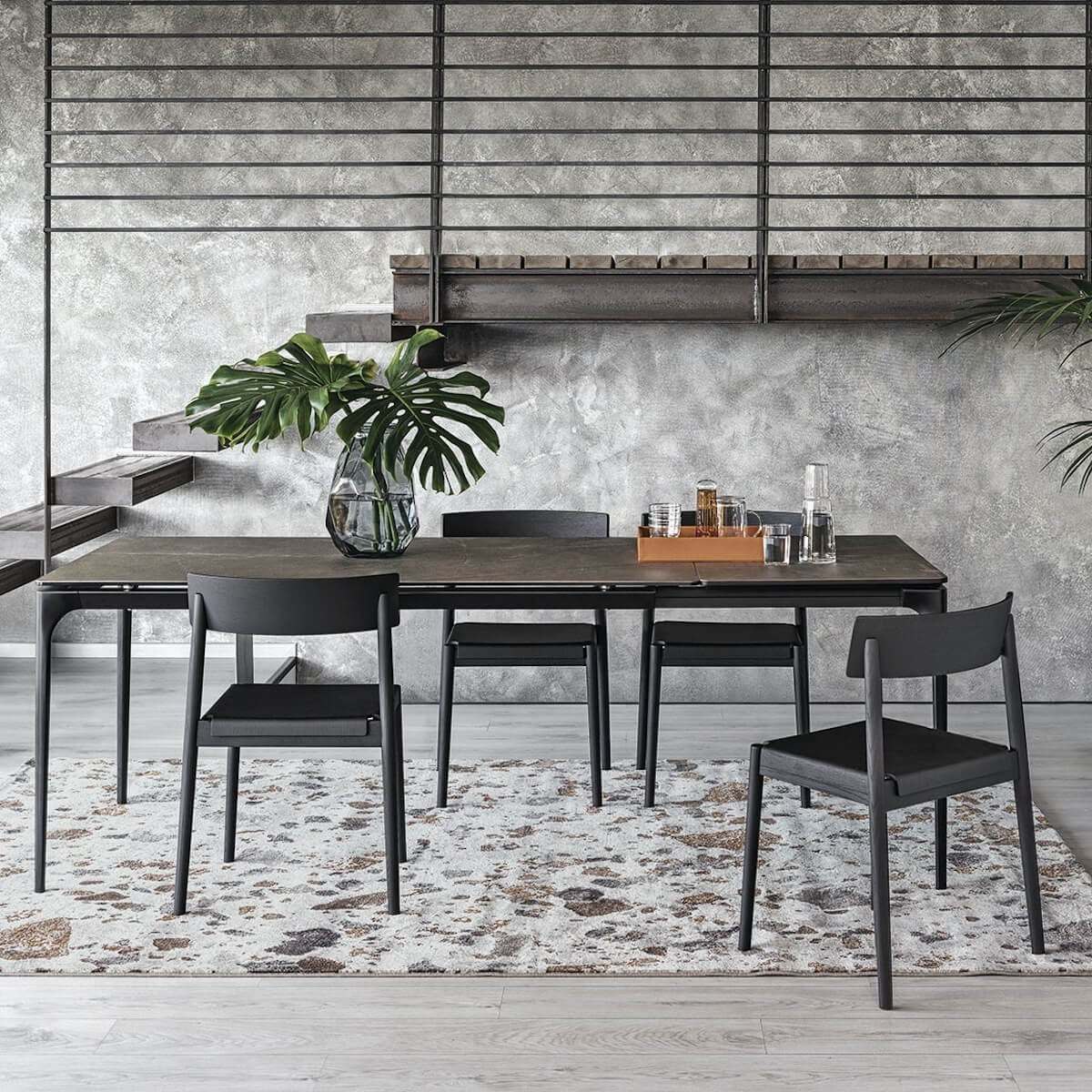 Table à rallonge 160/220cm SILHOUETTE Calligaris noir oxyde-pied noir opaque