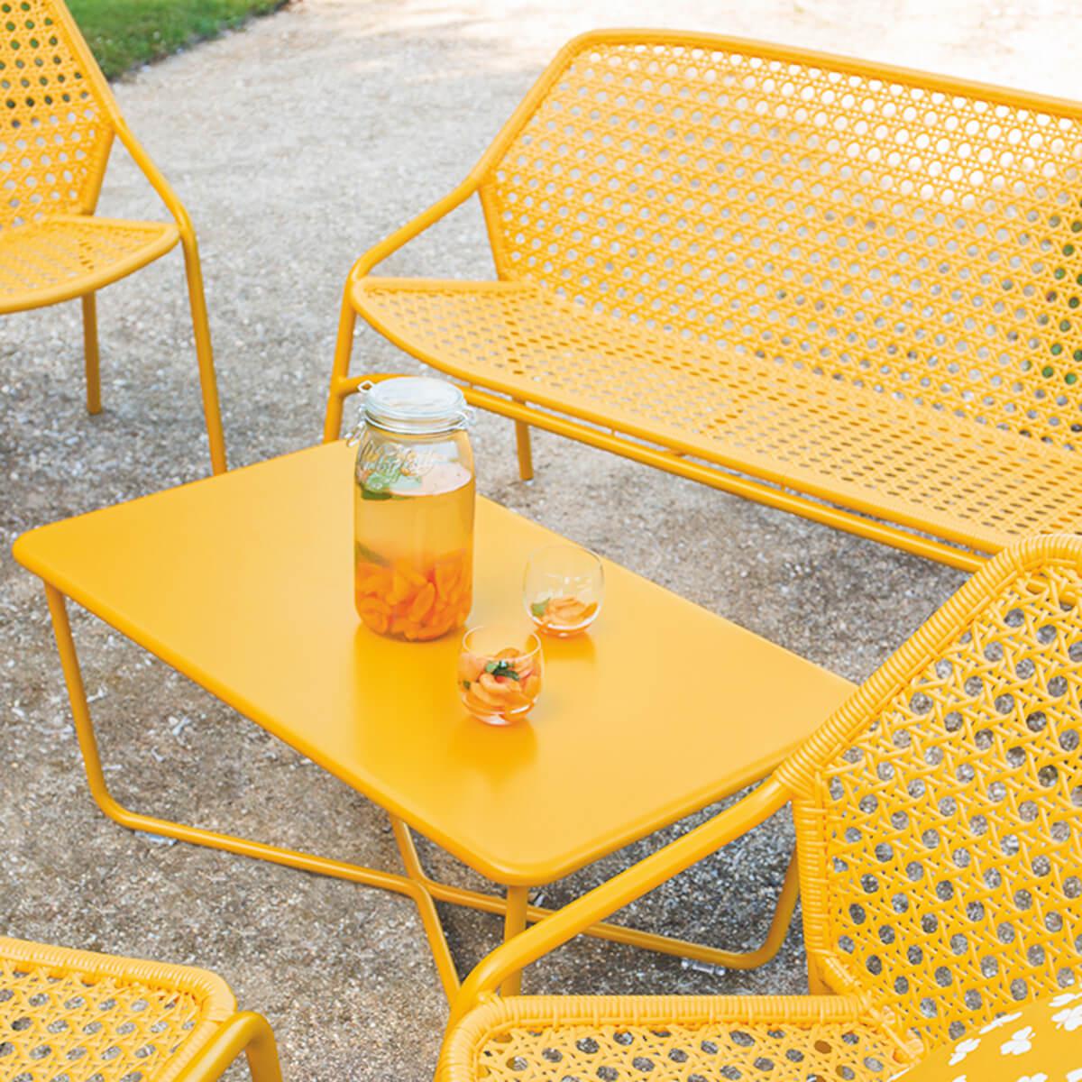 Table basse CROISETTE Fermob jaune miel