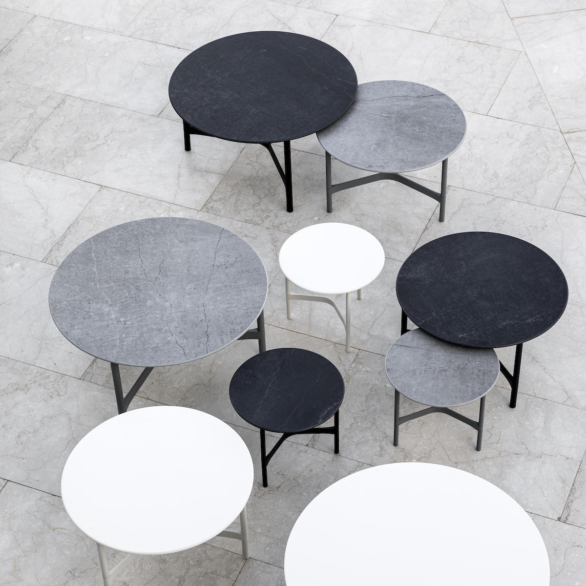 Table basse large 90cm TWIST Cane-line gris